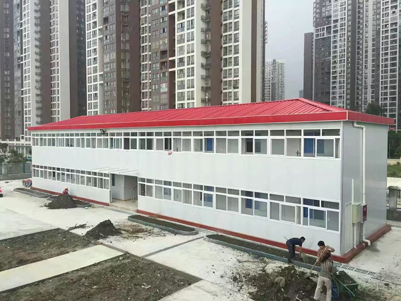 T式四坡红顶 